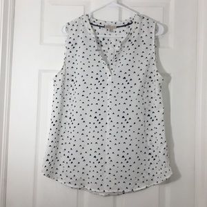 White top with blue hearts